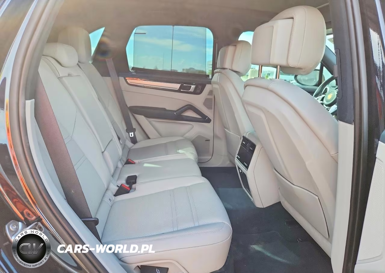 2022 Porsche Cayenne VIN:WP1AA2AY9NDA05892 - 11
