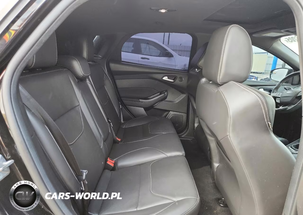 2017 Ford Focus St VIN:1FADP3L9XHL314277 - 10