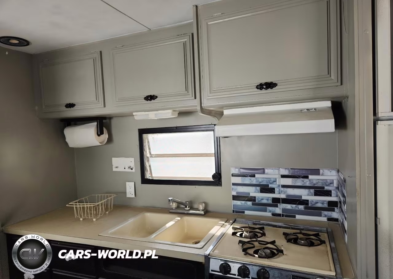 1988 Jayco Recreational Vehicle VIN:1FDKE30G1JHA07367 - 6