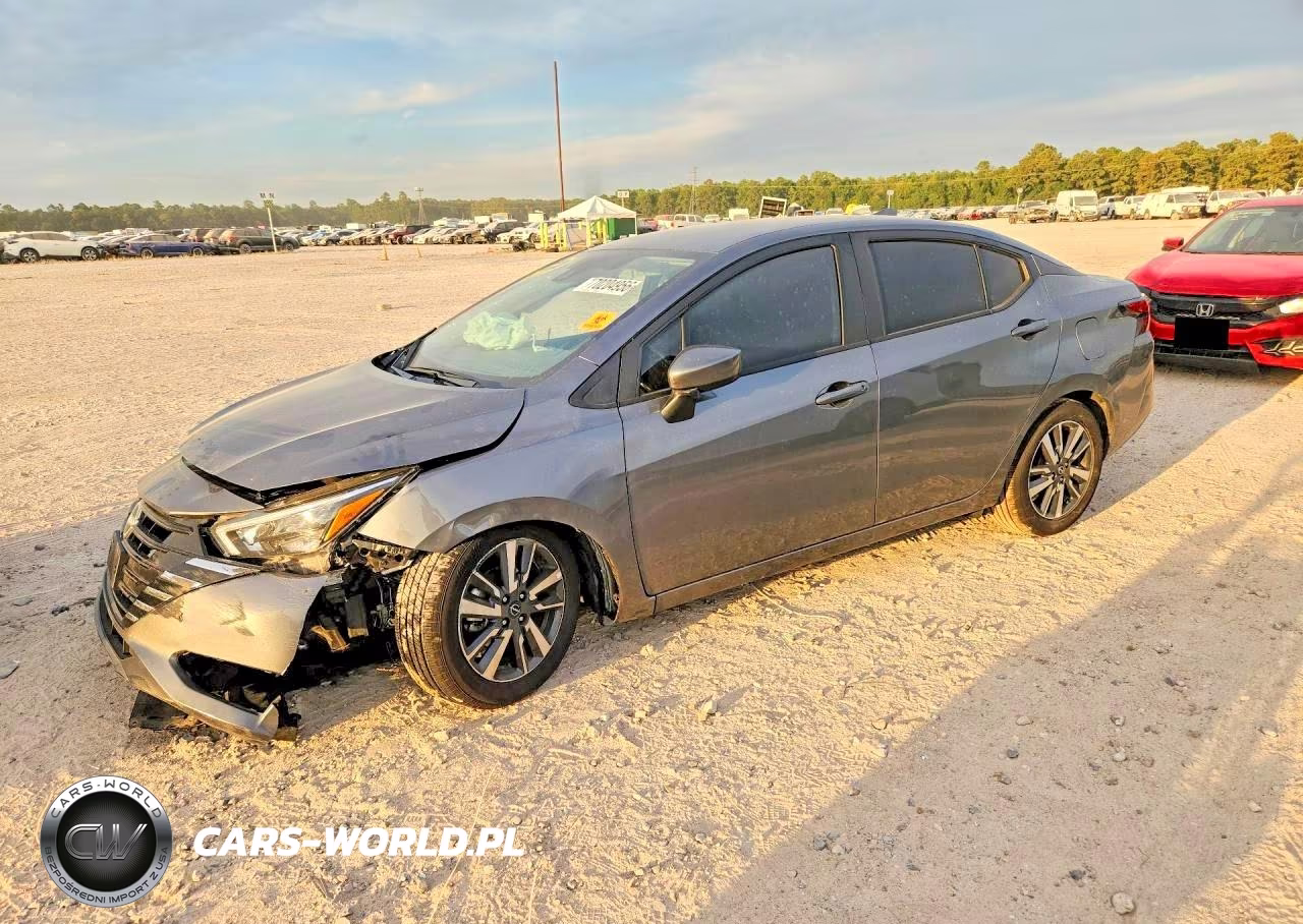 2025 Nissan Versa Sv