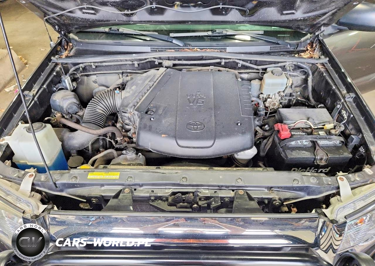 2015 Toyota Tacoma V6 VIN:3TMLU4EN1FM205801 - 11
