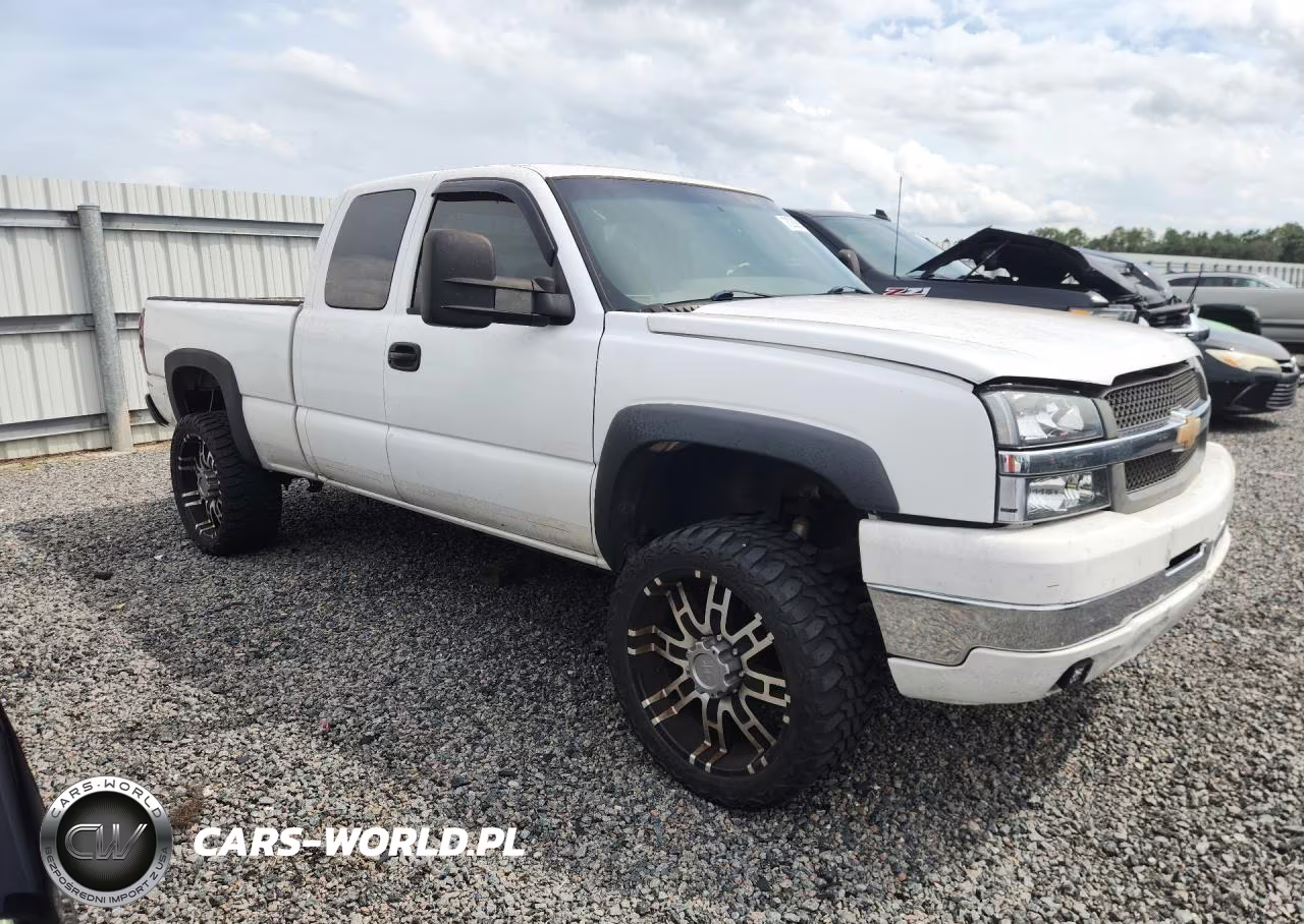 2004 Chevrolet Silverado C2500 Heavy Duty VIN:1GCHC29U34E113428 - 4
