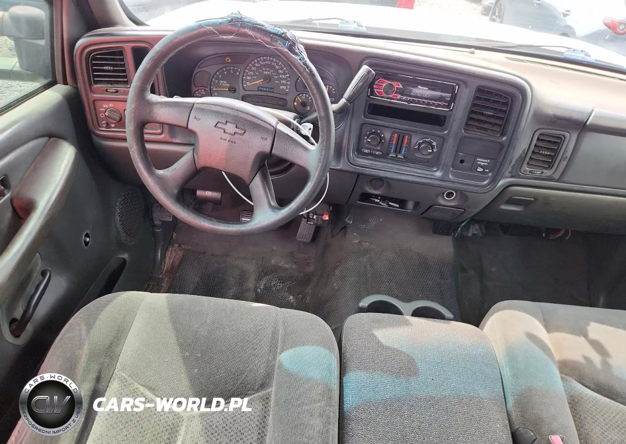 2004 Chevrolet Silverado C2500 Heavy Duty VIN:1GCHC29U34E113428 - 8