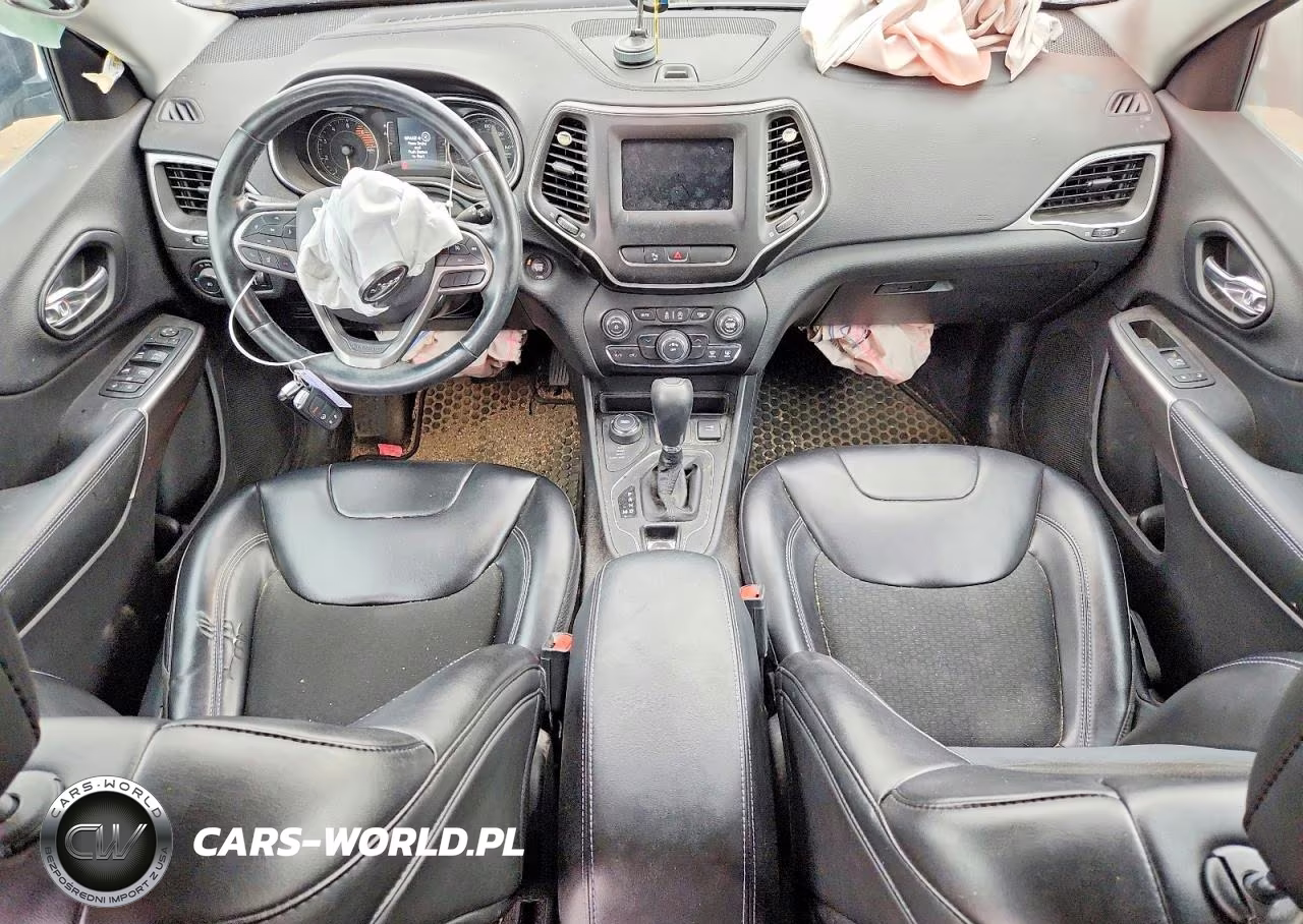 2019 Jeep Cherokee Latitude Plus VIN:1C4PJMLN7KD214876 - 8