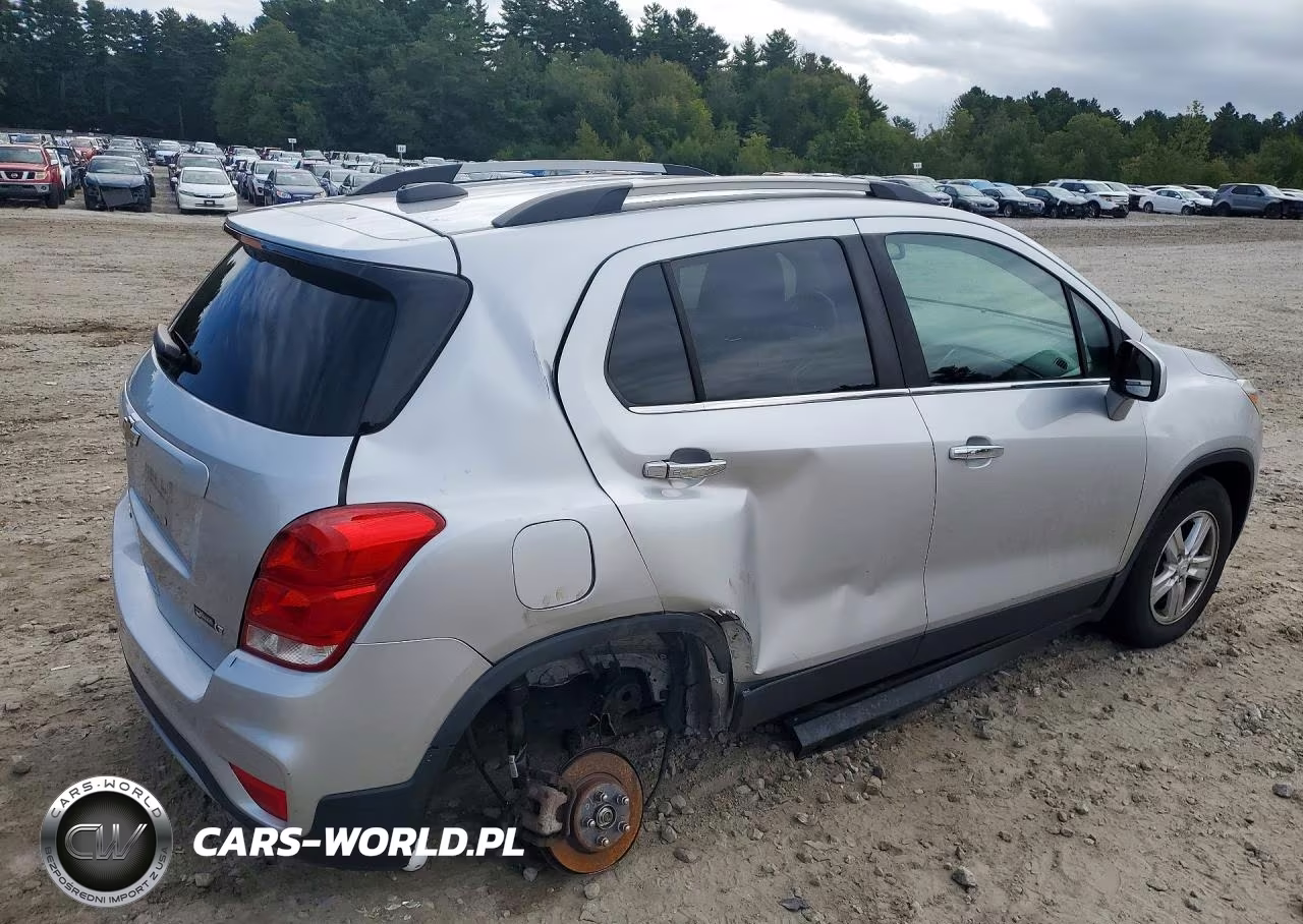 2018 Chevrolet Trax 1Lt VIN:KL7CJPSB3JB658996 - 3