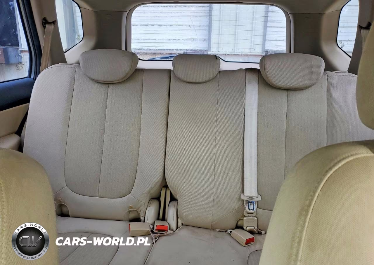 2009 Kia Rondo Base VIN:KNAFG528X97275317 - 10