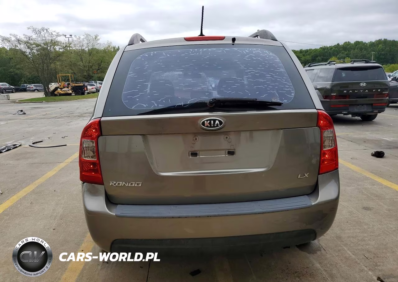 2009 Kia Rondo Base VIN:KNAFG528X97275317 - 6