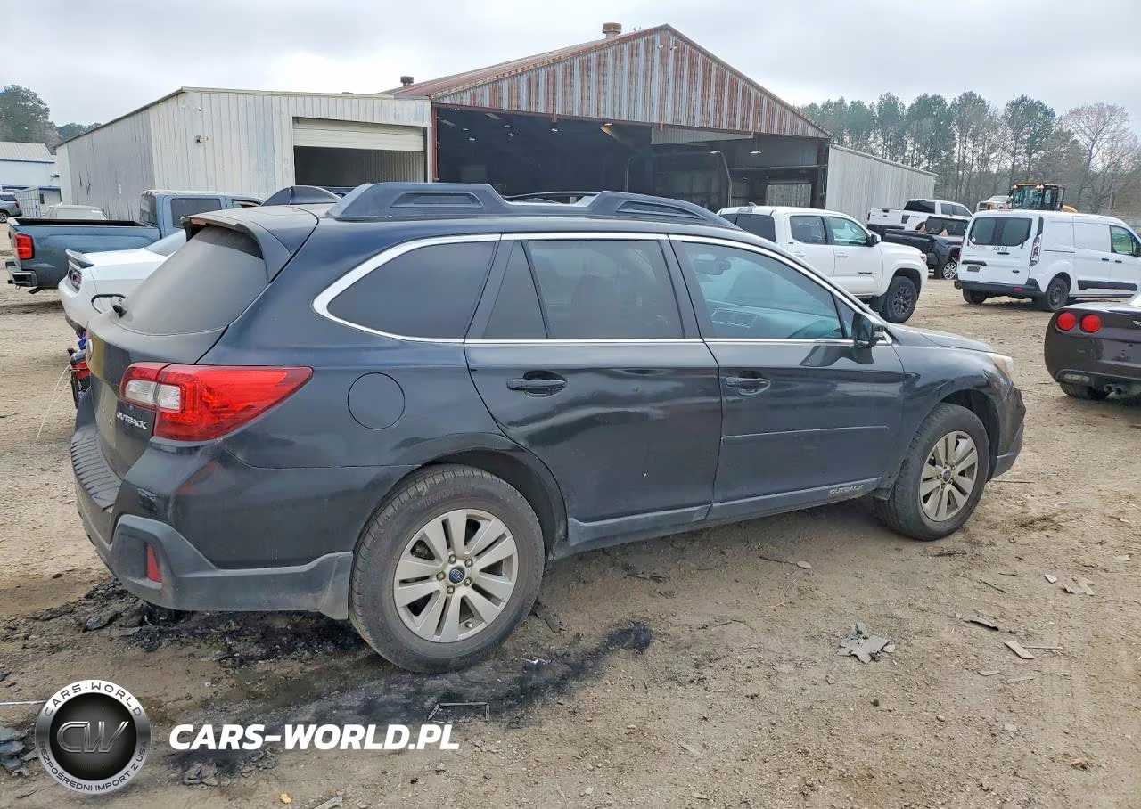 SUBARU OUTBACK 2. VIN:4S4BSAHC8J3292600 - 3