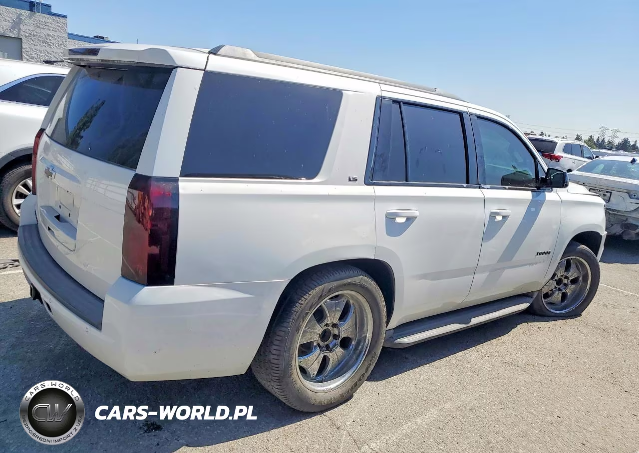 2015 Chevrolet Tahoe C1500 Ls VIN:1GNSCAEC1FR284548 - 3
