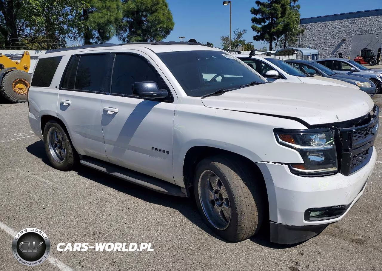 2015 Chevrolet Tahoe C1500 Ls VIN:1GNSCAEC1FR284548 - 4