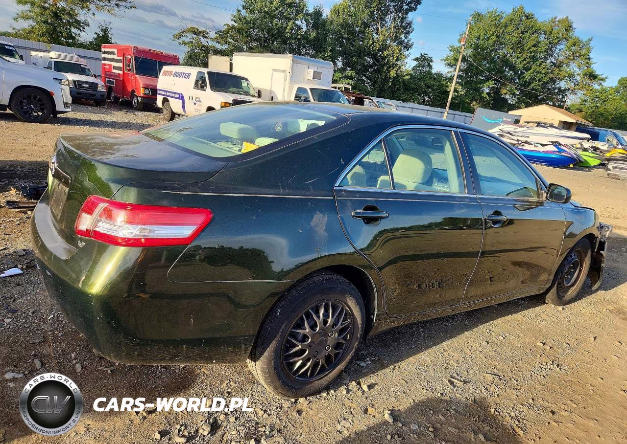 2010 Toyota Camry Le VIN:4T1BF3EK1AU543625 - 3
