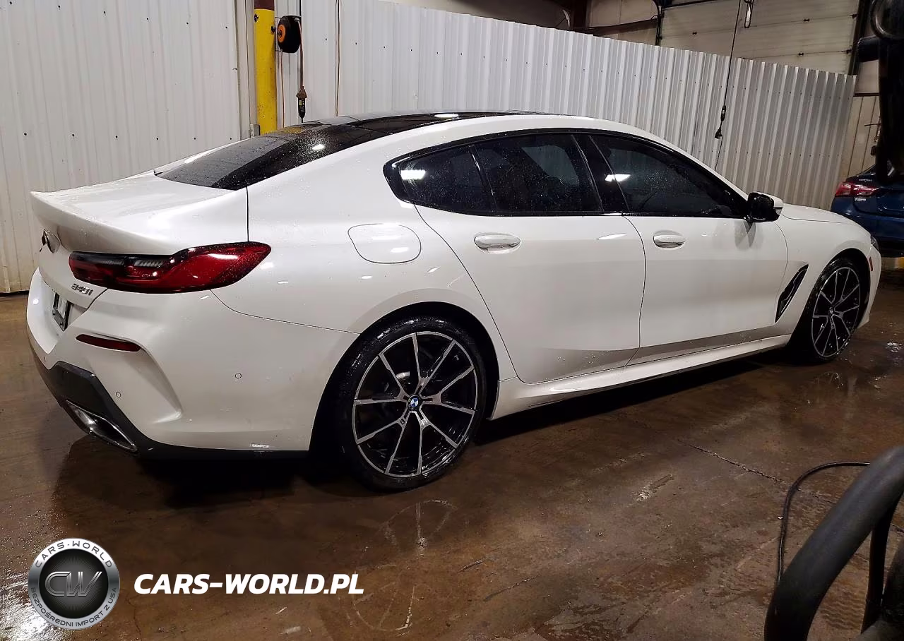2022 BMW 840Xi VIN:WBAGV4C00NCJ59557 - 3