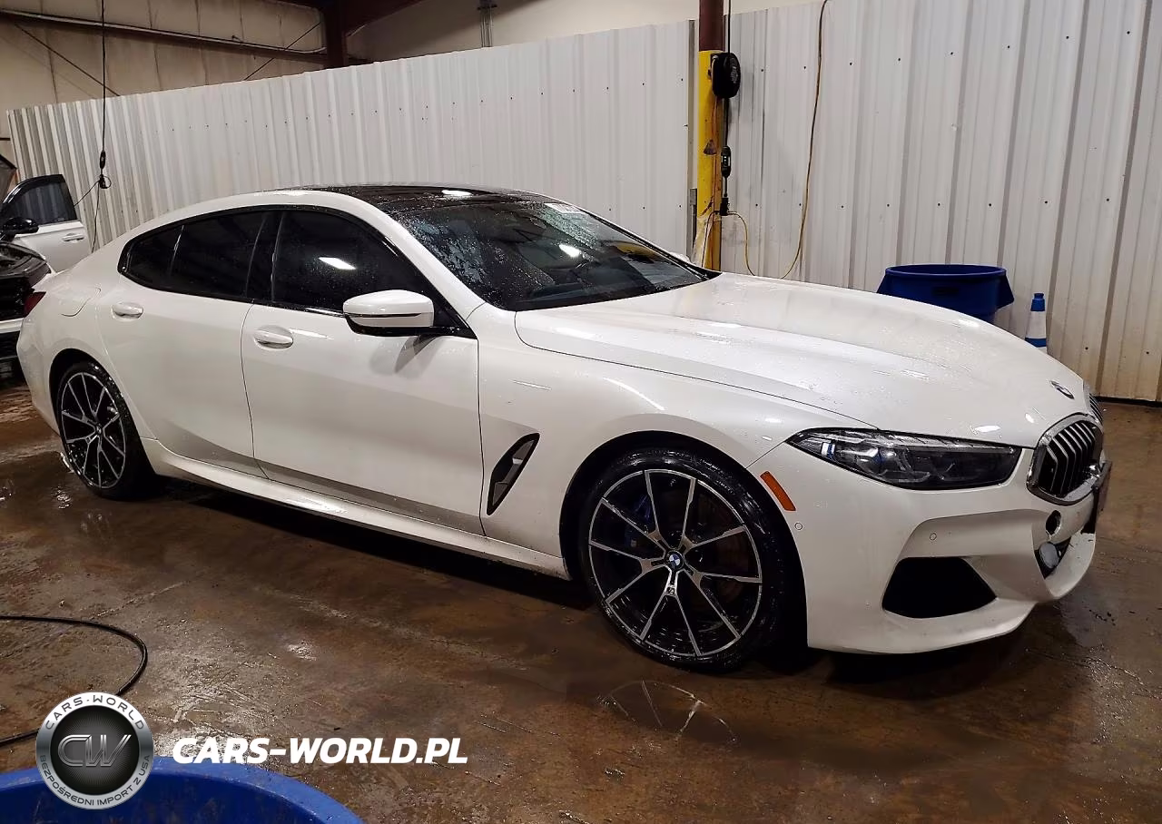2022 BMW 840Xi VIN:WBAGV4C00NCJ59557 - 4