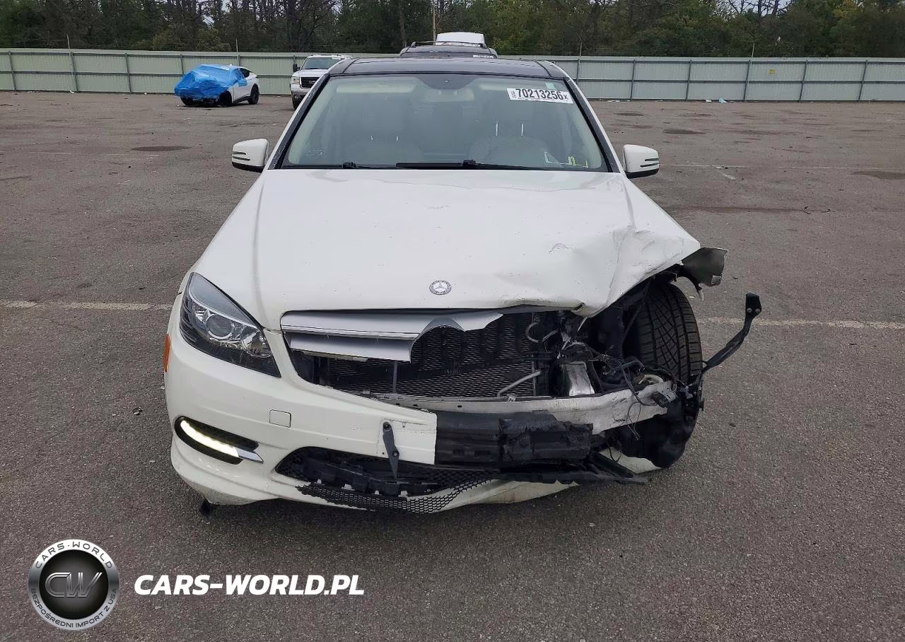 2011 Mercedes-Benz C 300 4Matic VIN:WDDGF8BB4BR167508 - 11