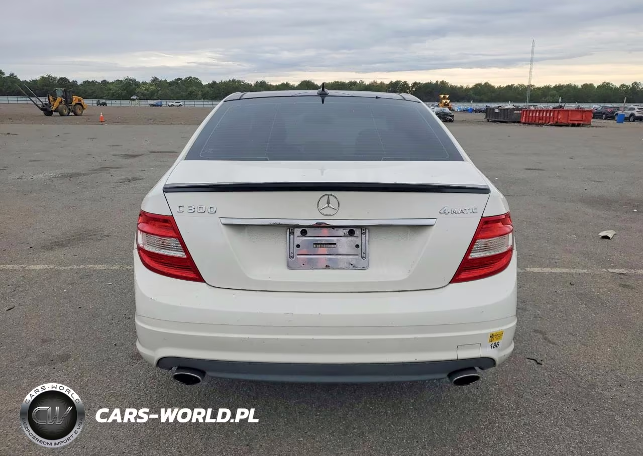 2011 Mercedes-Benz C 300 4Matic VIN:WDDGF8BB4BR167508 - 6