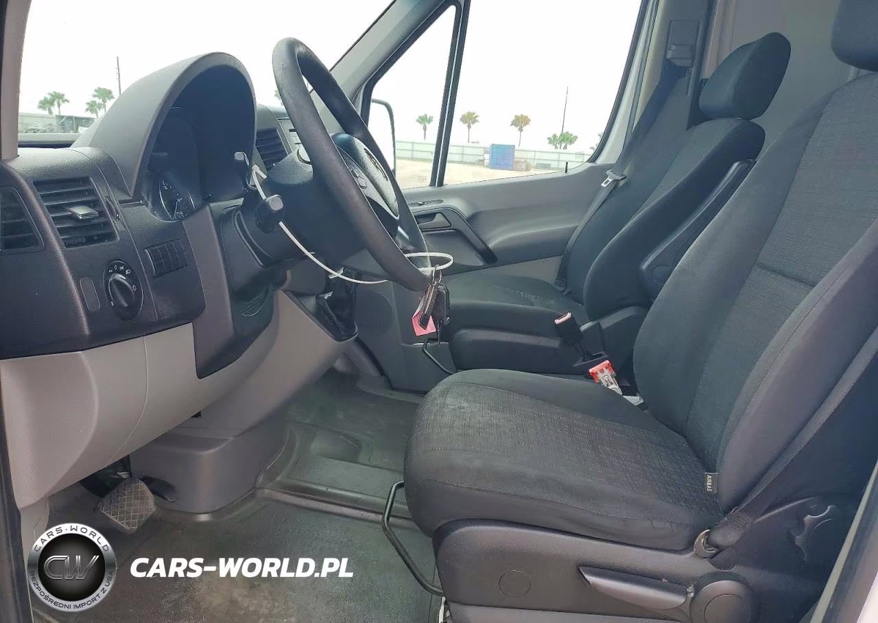 2017 Mercedes-Benz Sprinter 2500 Delivery Van VIN:WD3PE7CD4HP538737 - 7