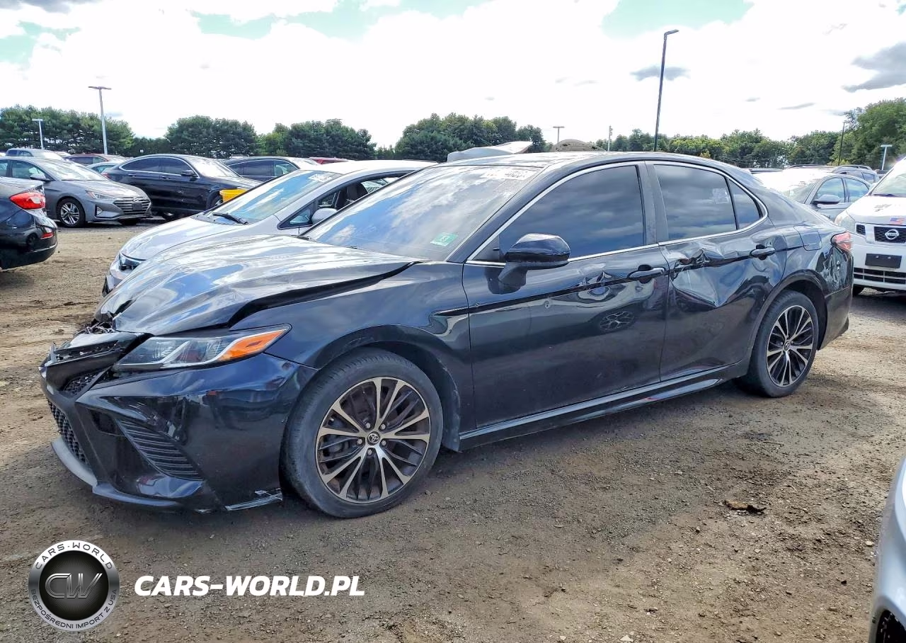 2018 Toyota Camry Se – zdjęcie 1 z 12