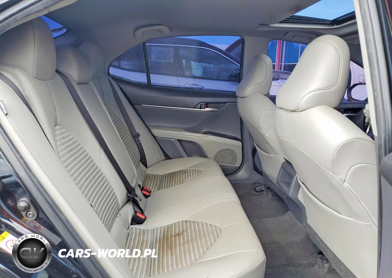 2018 Toyota Camry Se VIN:JTNB11HK2J3004130 - 10