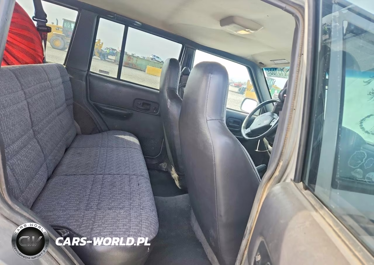 2000 Jeep Cherokee Sport VIN:1J4FF48S2YL148368 - 11