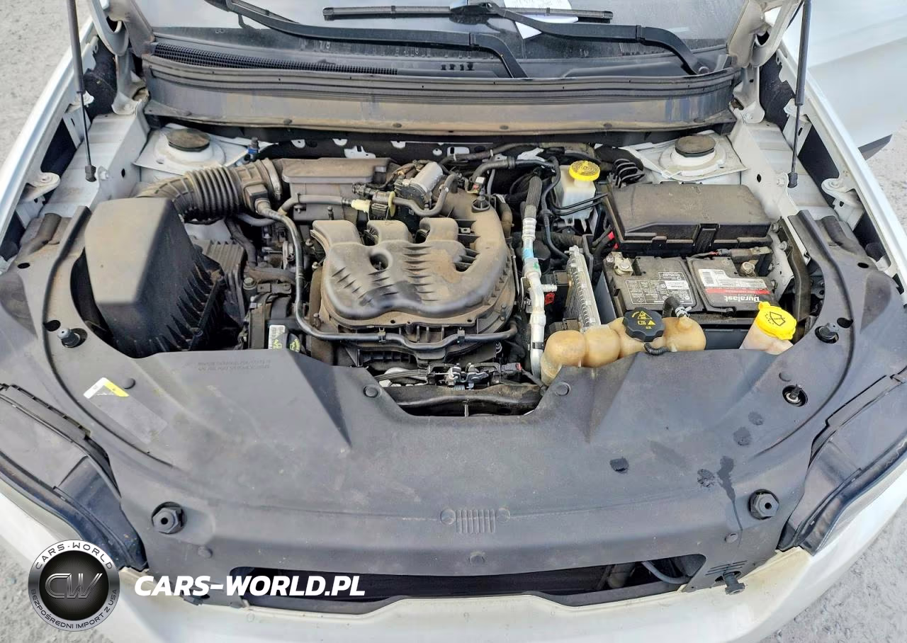 2019 Jeep Cherokee Latitude Plus VIN:1C4PJLLX4KD289952 - 12