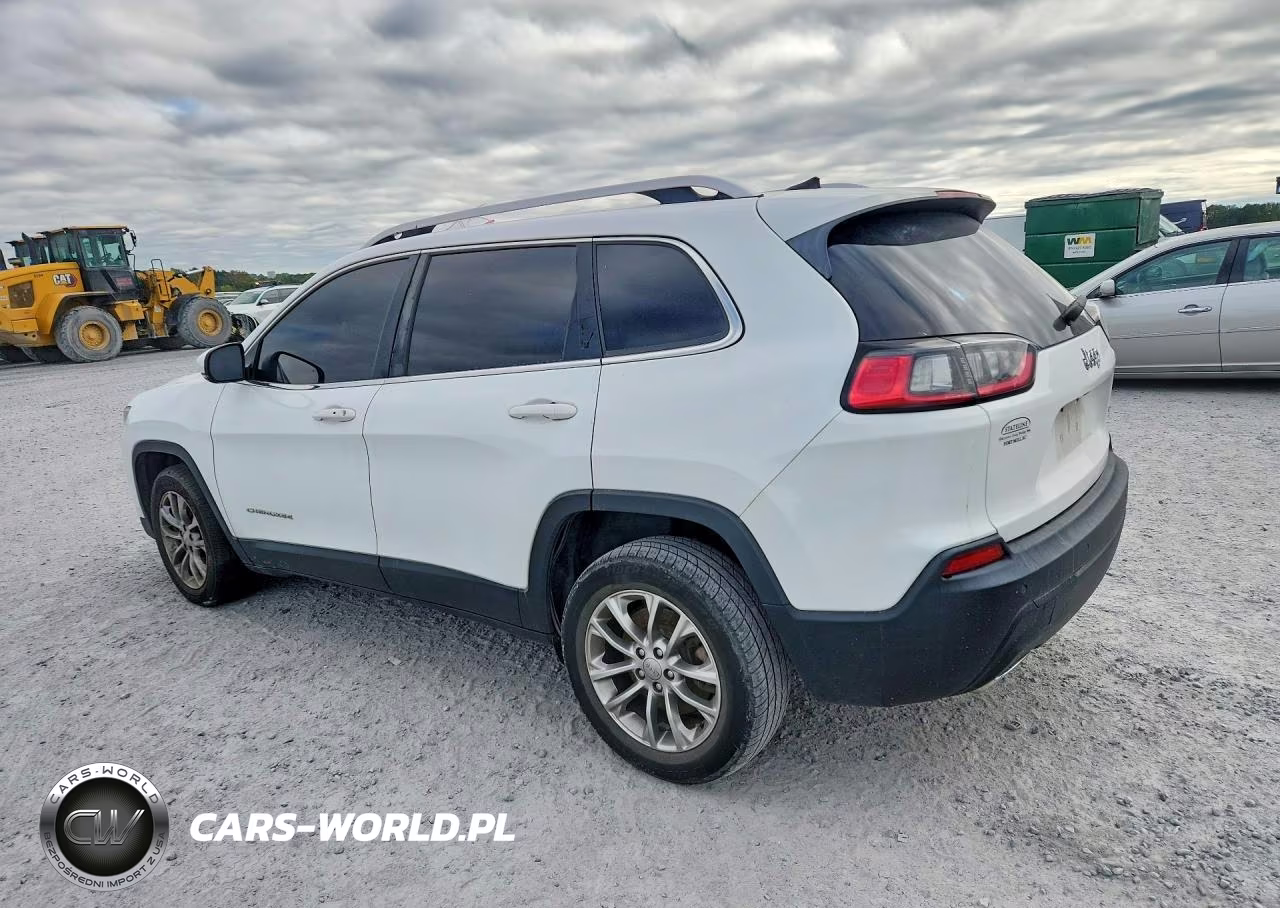 2019 Jeep Cherokee Latitude Plus VIN:1C4PJLLX4KD289952 - 2