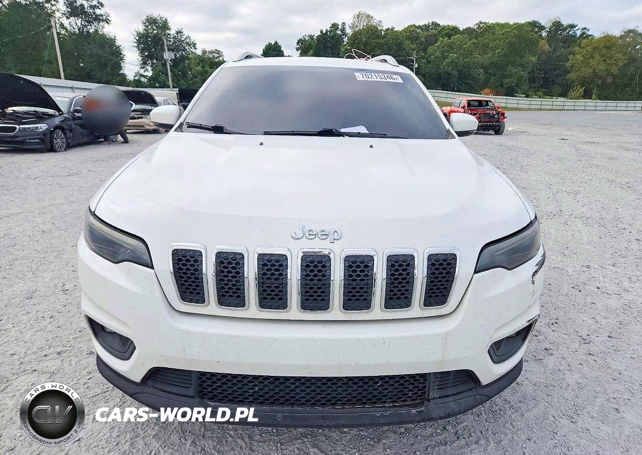 2019 Jeep Cherokee Latitude Plus VIN:1C4PJLLX4KD289952 - 5
