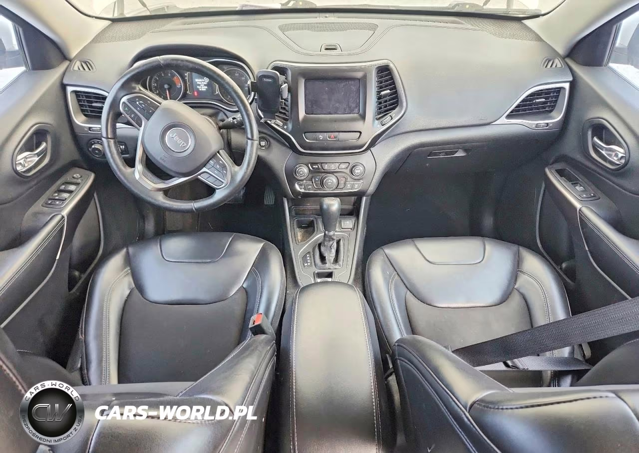2019 Jeep Cherokee Latitude Plus VIN:1C4PJLLX4KD289952 - 8