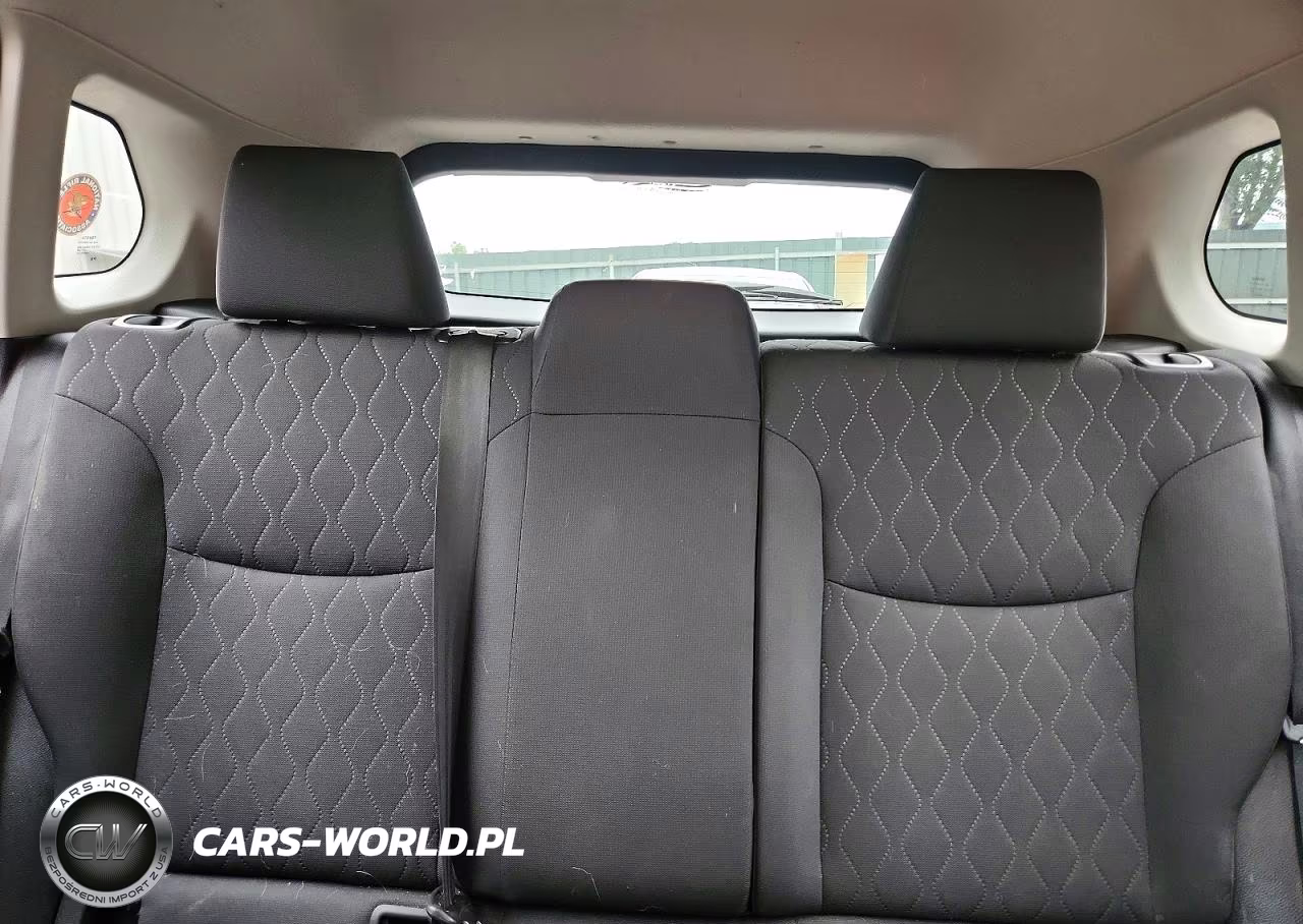 2022 Toyota Corolla Cross Le VIN:7MUCAAAG9NV002559 - 10
