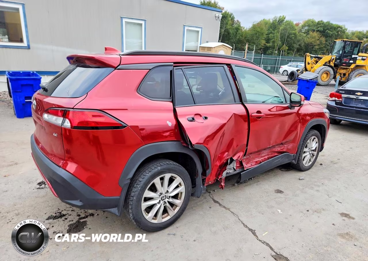 2022 Toyota Corolla Cross Le VIN:7MUCAAAG9NV002559 - 3