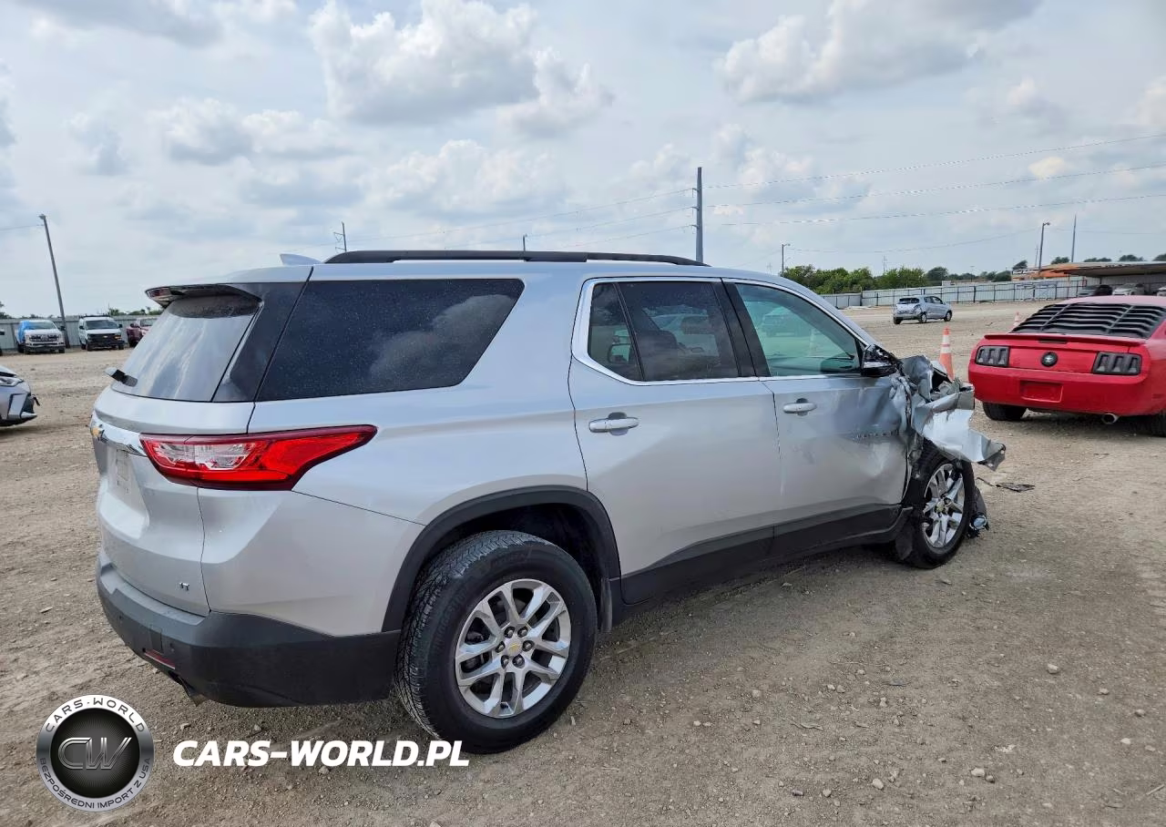 2019 Chevrolet Traverse Lt VIN:1GNERGKW3KJ180777 - 3