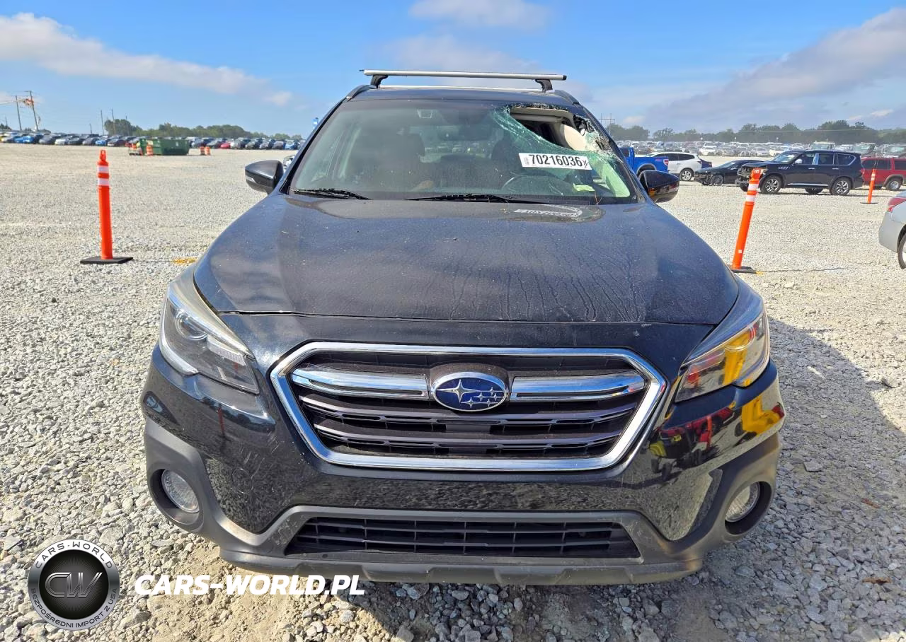 2018 Subaru Outback Touring VIN:4S4BSETC4J3204348 - 5