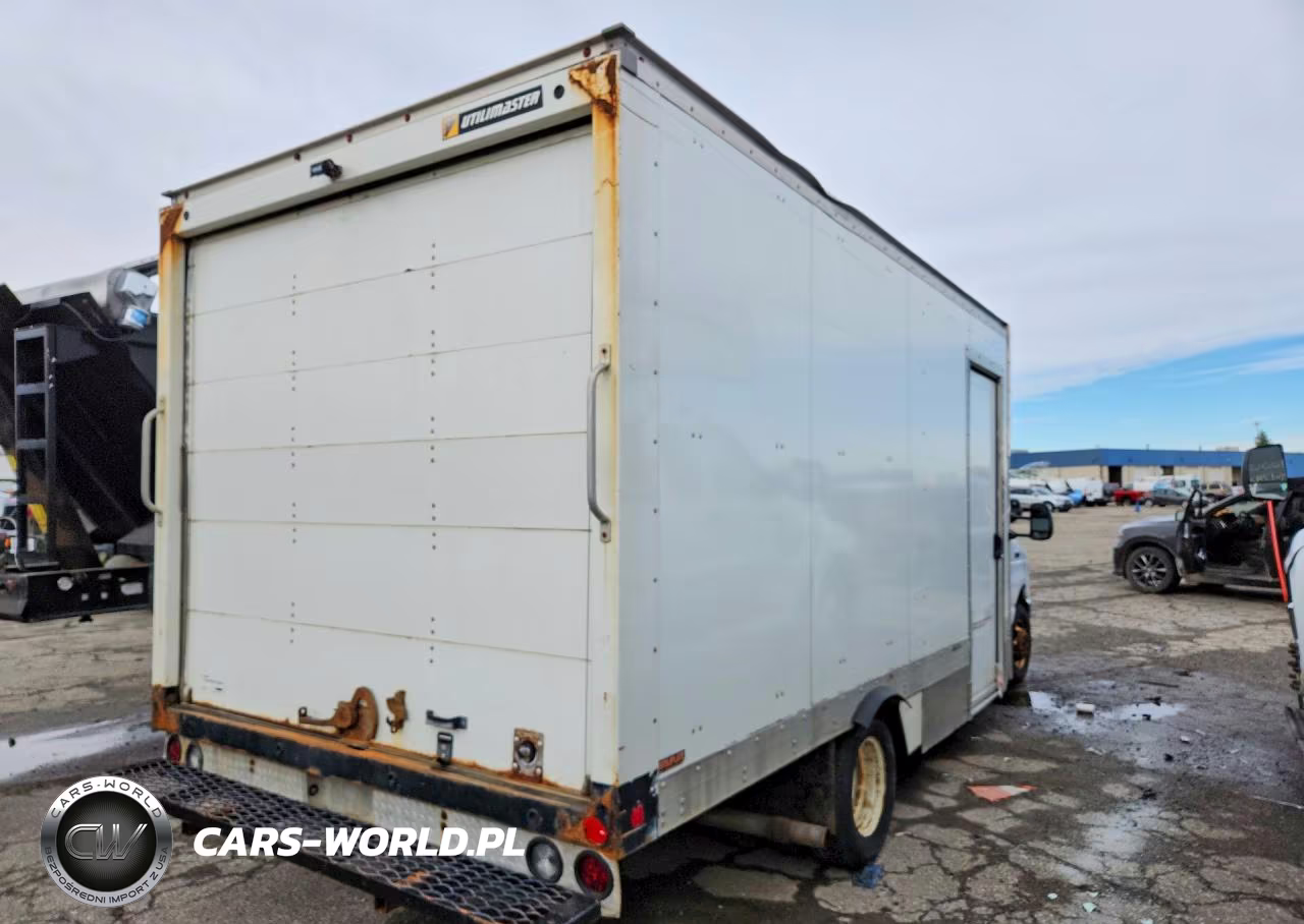 2021 Ford E350 Delivery Truck VIN:1FDWE3FN9MDC21364 - 3