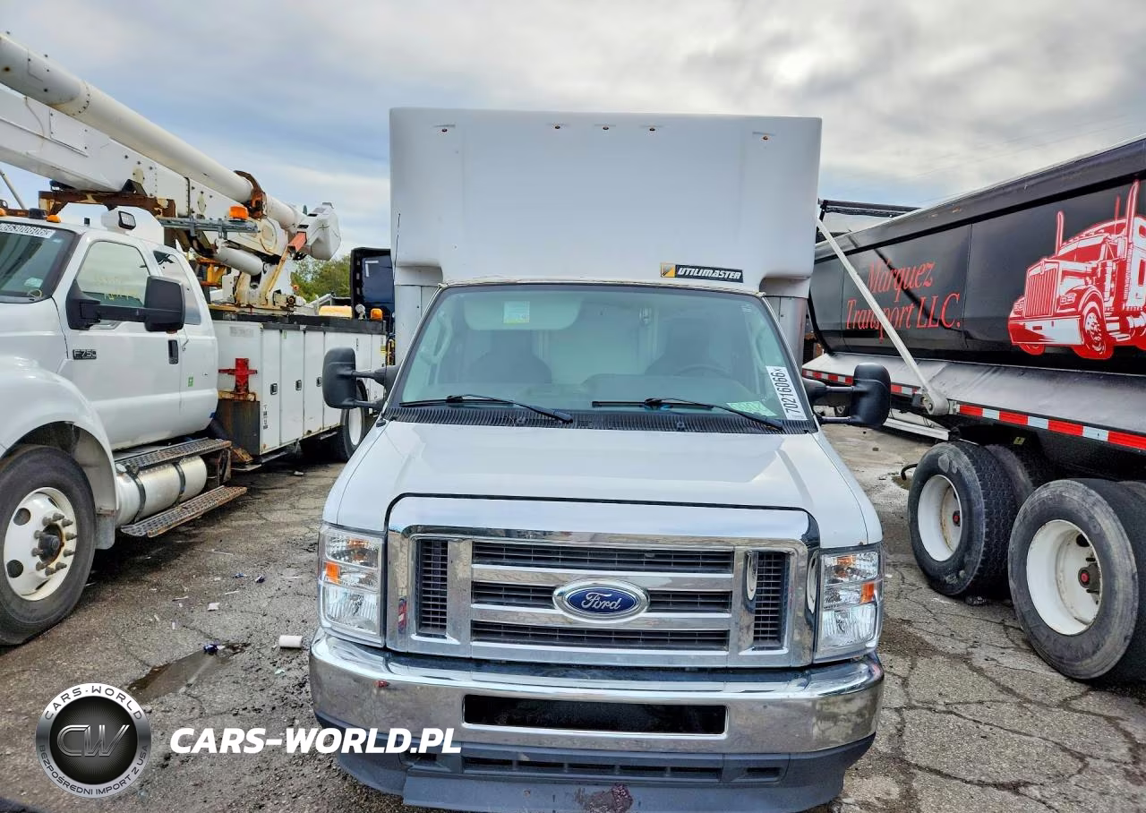 2021 Ford E350 Delivery Truck VIN:1FDWE3FN9MDC21364 - 5