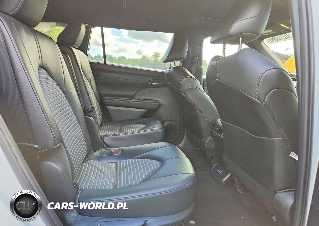 2022 Toyota Highlander Xse VIN:5TDLZRAH3NS101288 - 11