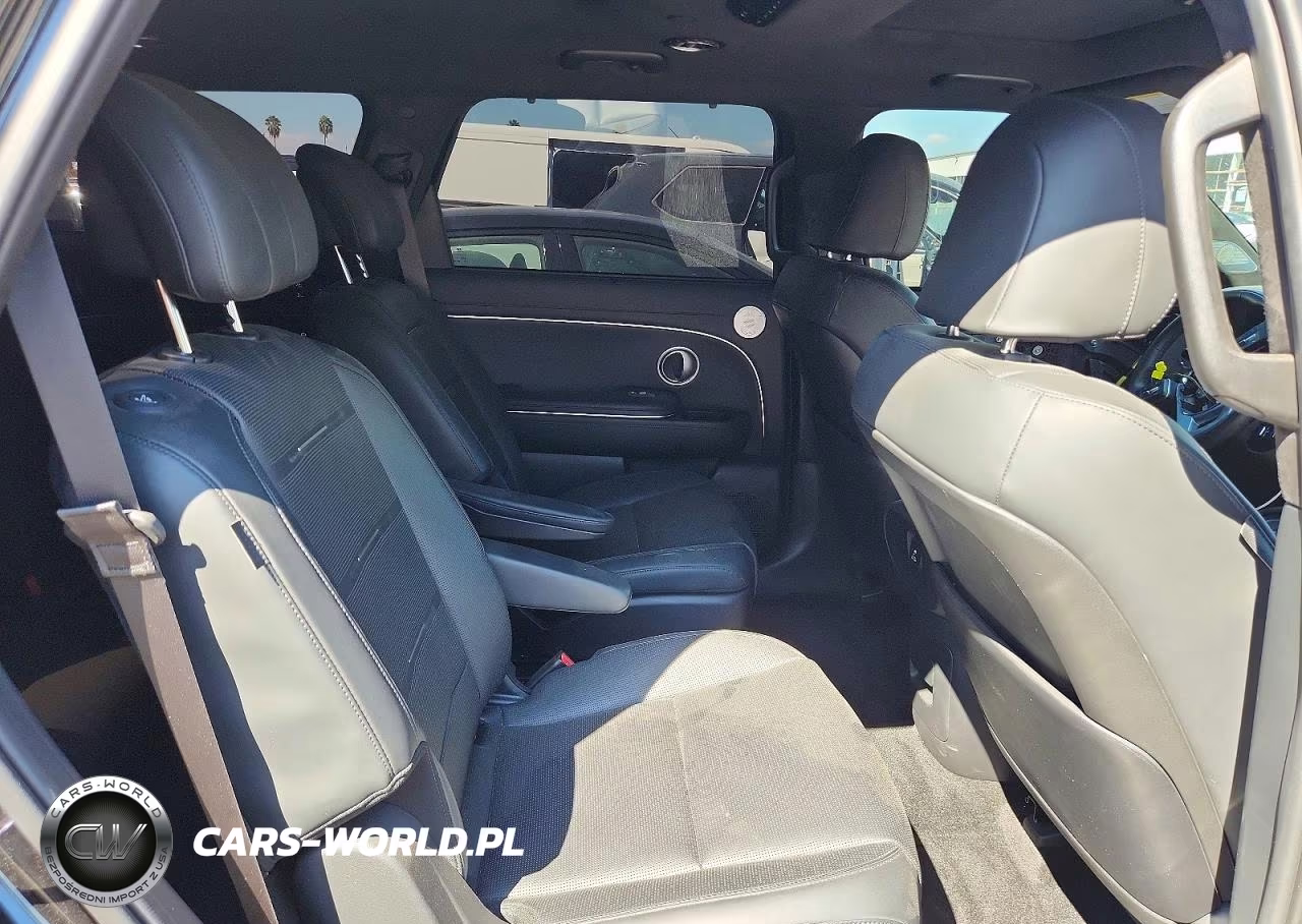 2026 Hyundai Palisade Calligraphy VIN:KM8RMES21TU060823 - 11