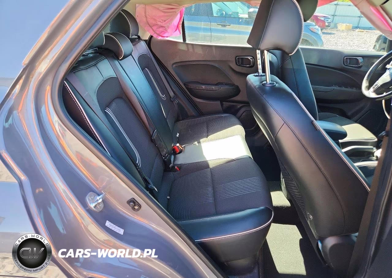 2022 Hyundai Venue Limited VIN:KMHRC8A38NU132036 - 11