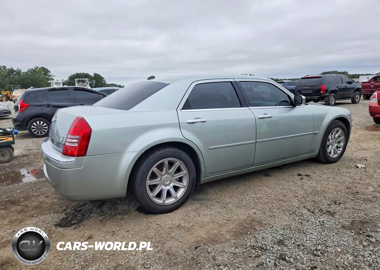 2005 Chrysler 300C VIN:2C3JA63H55H635096 - 3