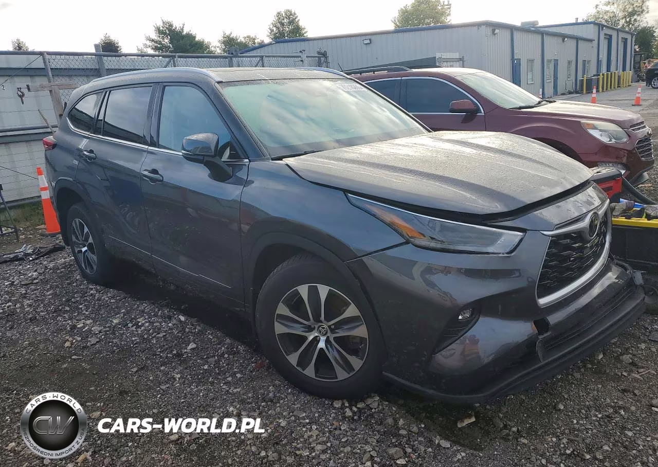 2022 Toyota Highlander Xle VIN:5TDGZRBH7NS240002 - 4