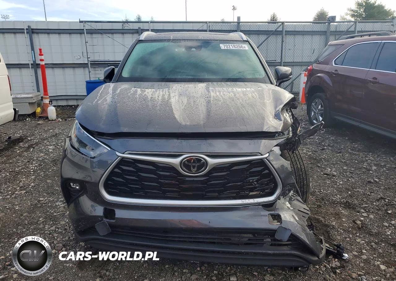 2022 Toyota Highlander Xle VIN:5TDGZRBH7NS240002 - 5