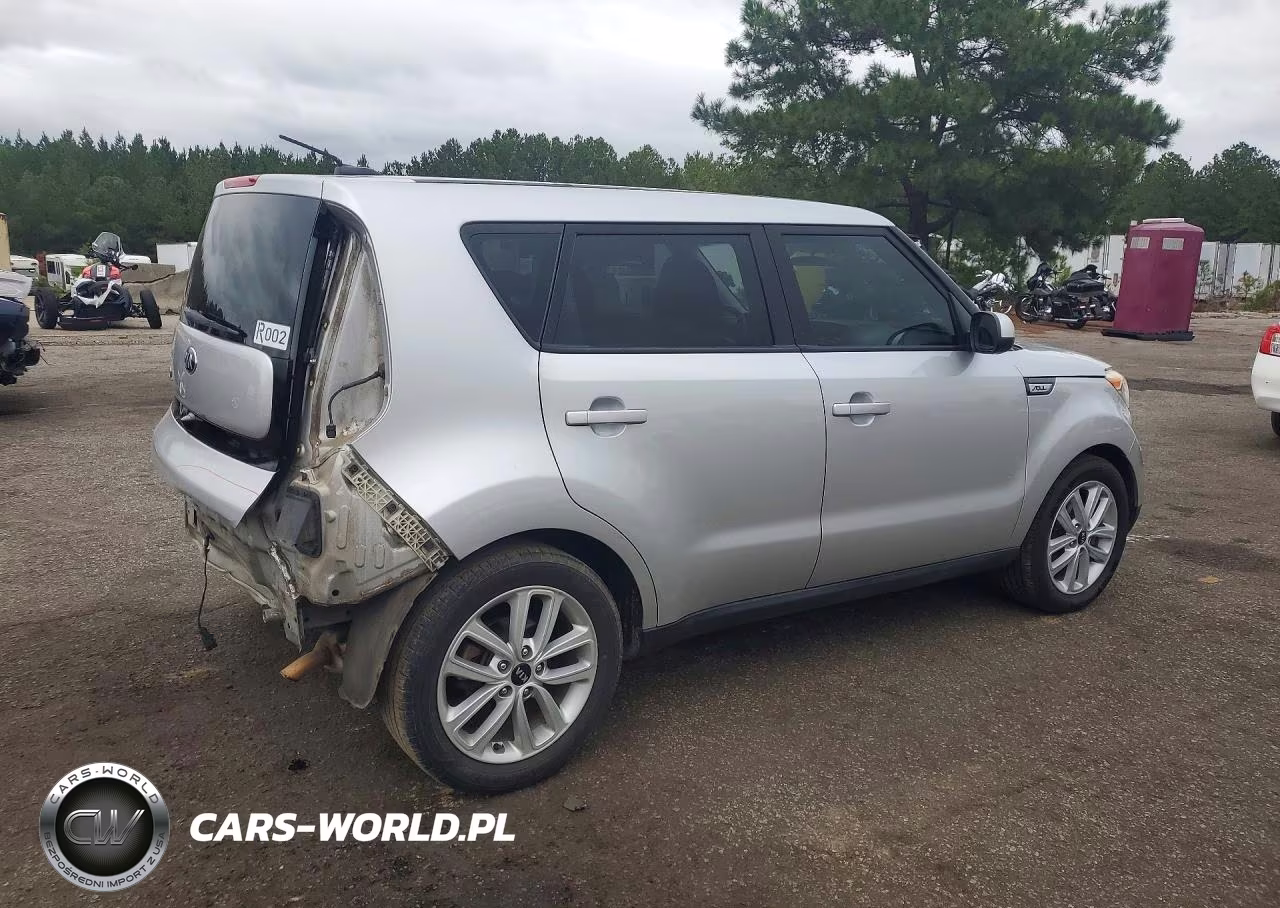 2019 Kia Soul + VIN:KNDJP3A50K7674543 - 3