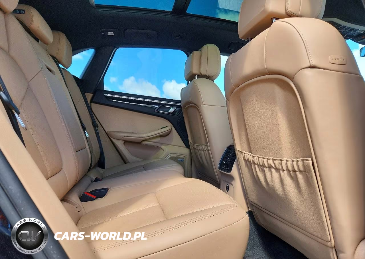 2022 Porsche Macan VIN:WP1AA2A56NLB09039 - 11