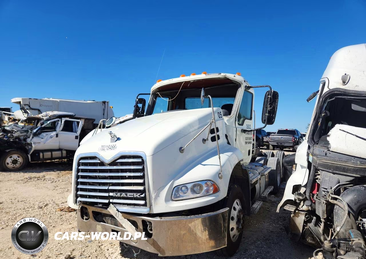 2016 Mack Cxu613 Semi Truck VIN:1M1AW07Y9GM054866 - 1