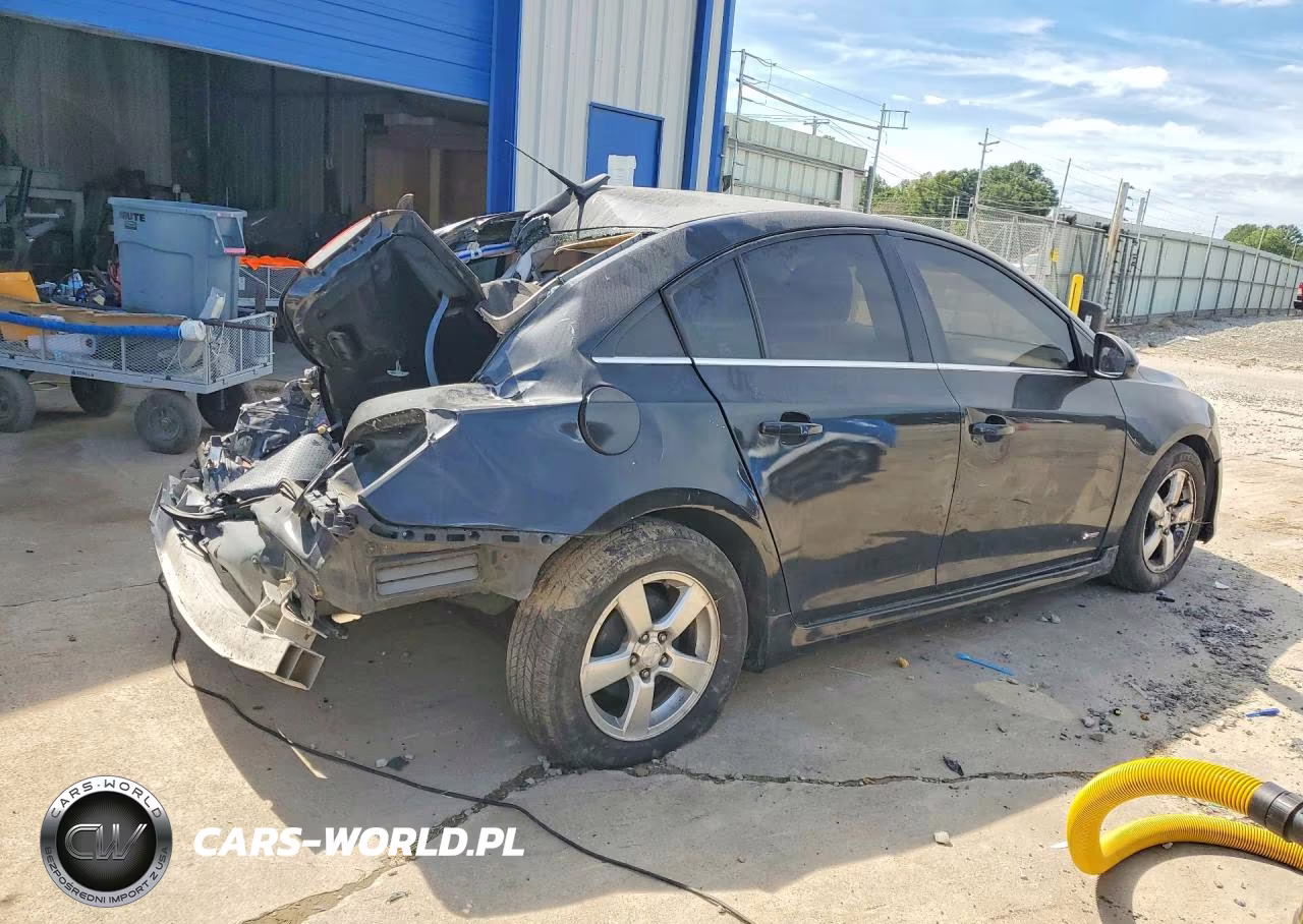 2013 Chevrolet Cruze Lt VIN:1G1PC5SB1D7125600 - 3