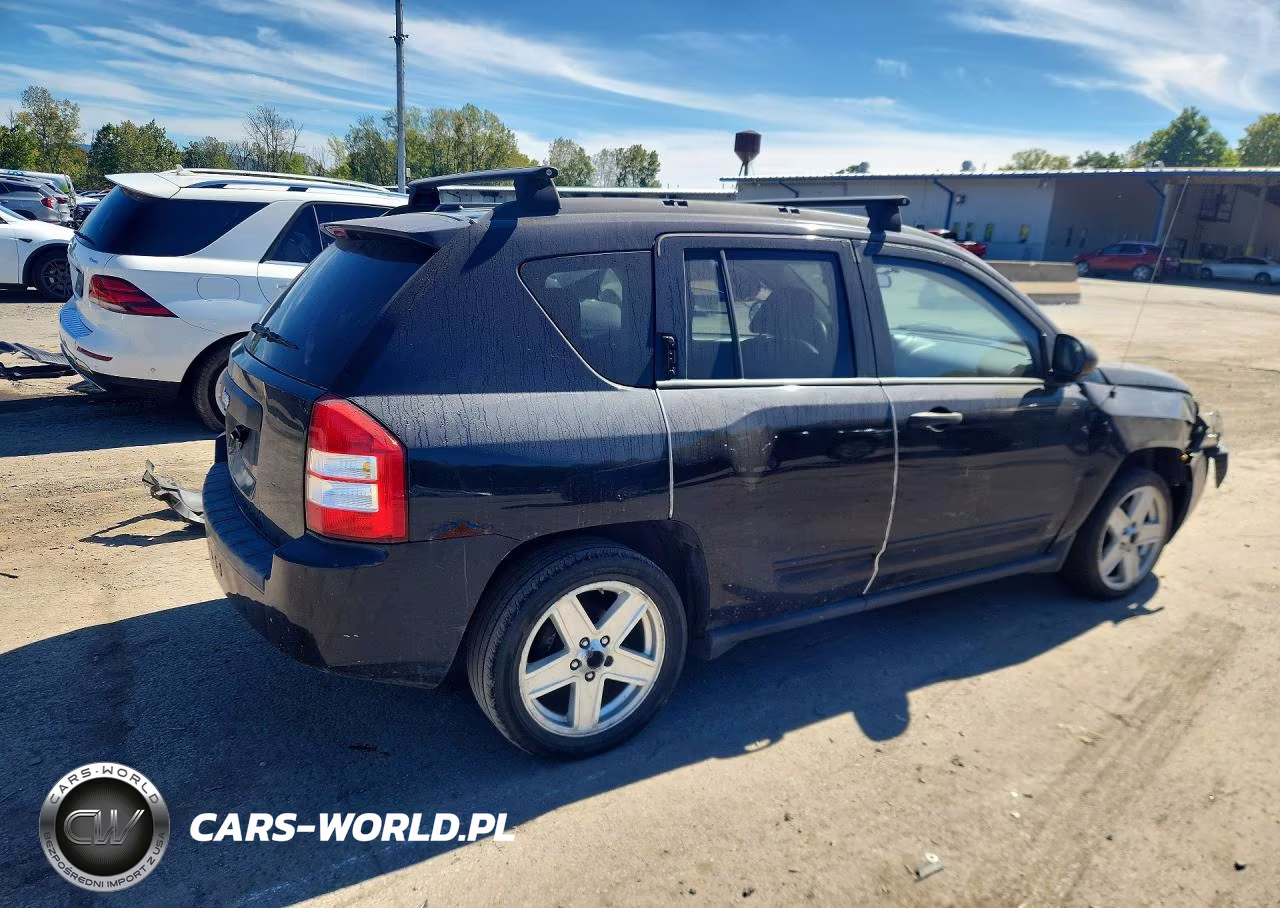 2009 Jeep Compass Sport VIN:1J8FF47B39D192617 - 3