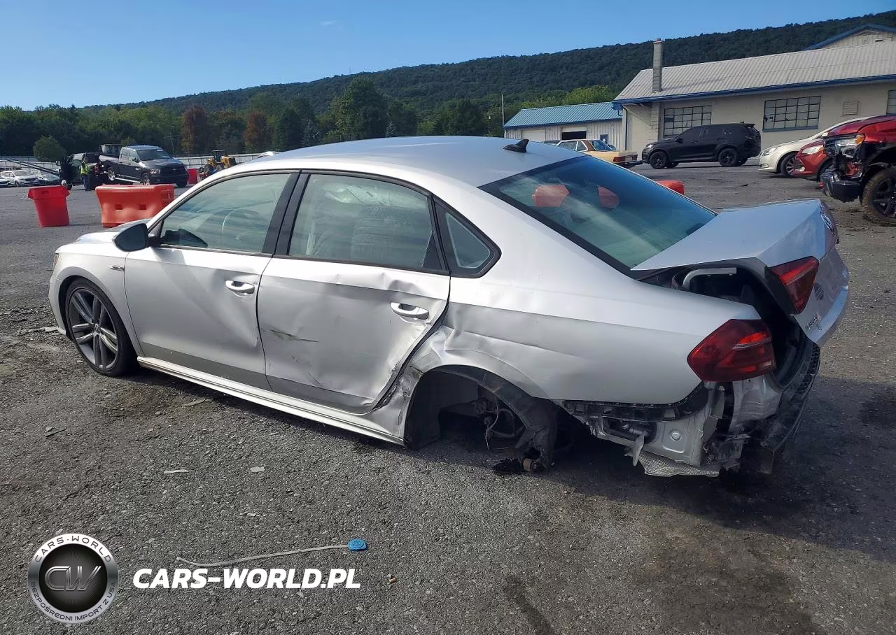 2018 Volkswagen Passat S VIN:1VWAA7A34JC000776 - 2