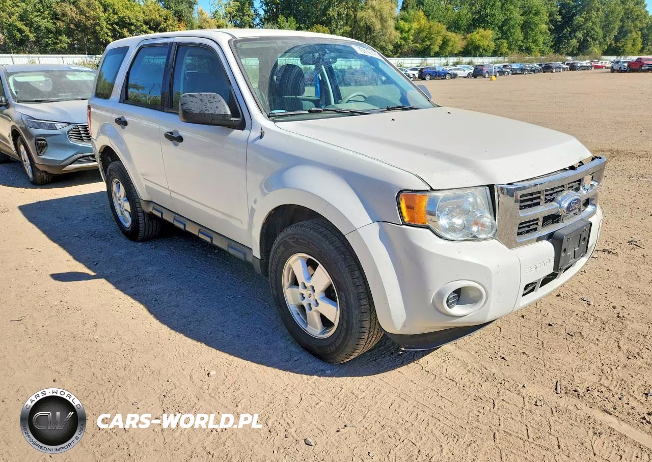 2012 Ford Escape Xls VIN:1FMCU0C7XCKC73428 - 4