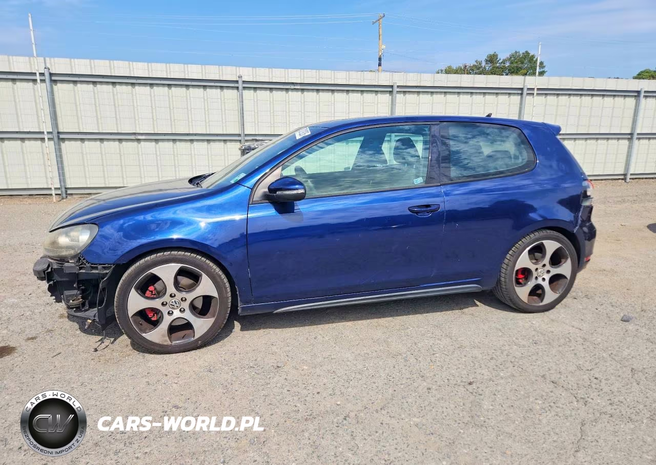 2011 Volkswagen Gti VIN:WVWFV7AJ2BW105120 - 1