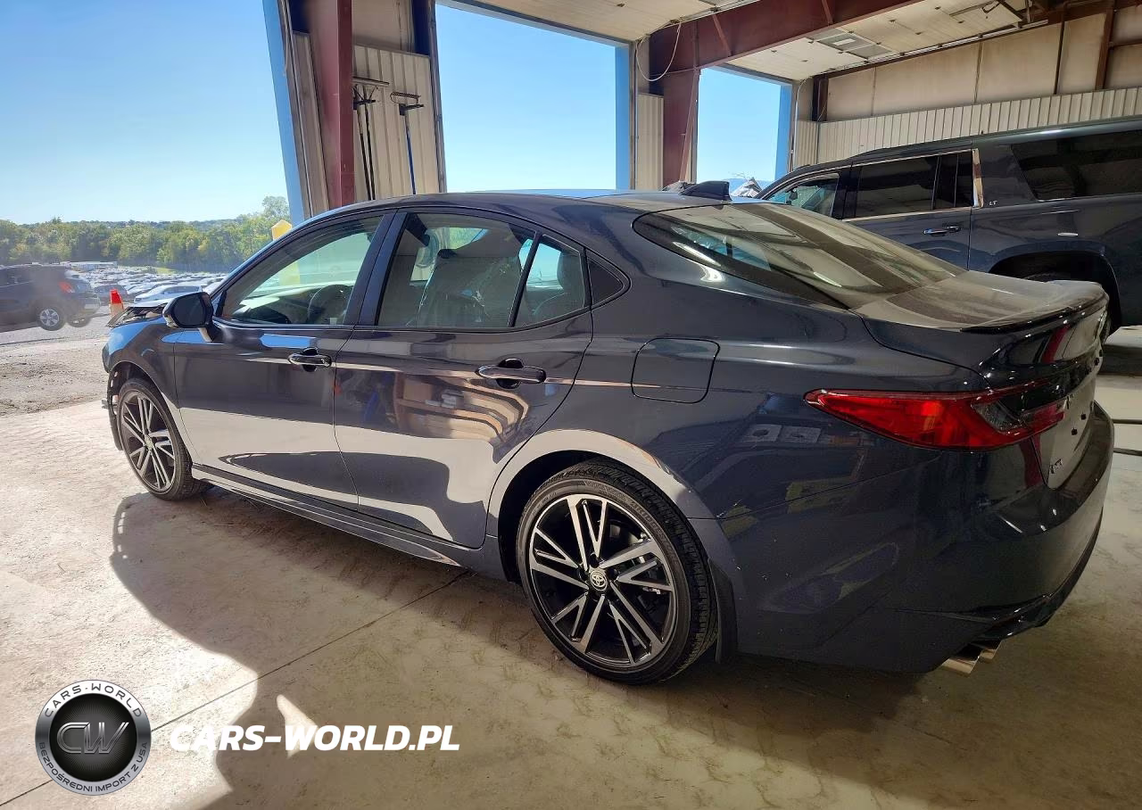 2026 Toyota Camry Xse VIN:4T1DAACK7TU775812 - 2