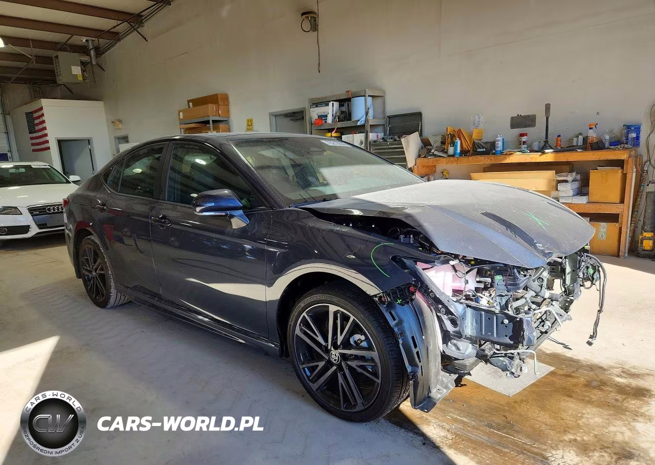 2026 Toyota Camry Xse VIN:4T1DAACK7TU775812 - 4