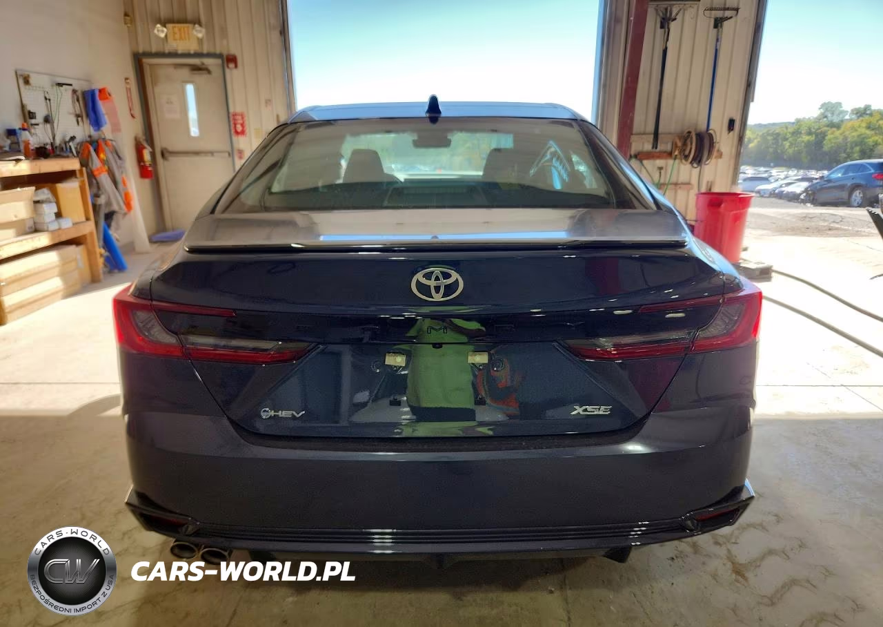 2026 Toyota Camry Xse VIN:4T1DAACK7TU775812 - 6